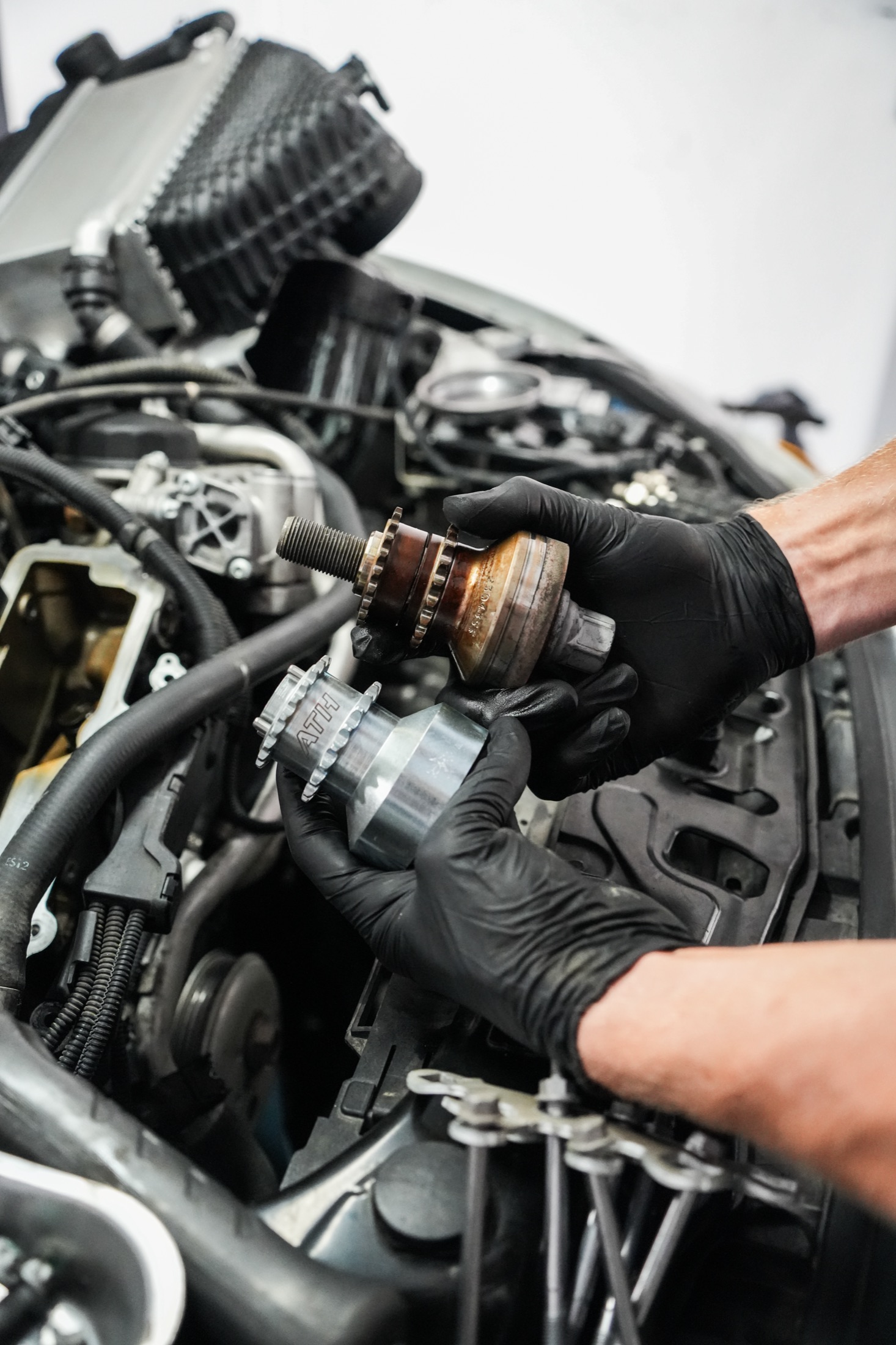 4-Pin Crank Hub Service